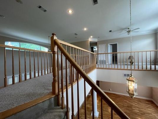 Interior, Pendant Lights, Recessed Lighting, Wood Texture Flooring