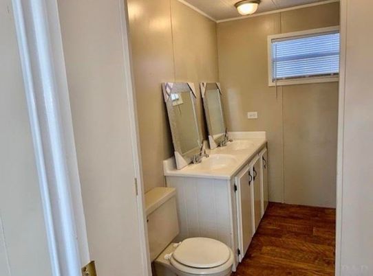 Bathroom, Interior, Wood Texture Flooring