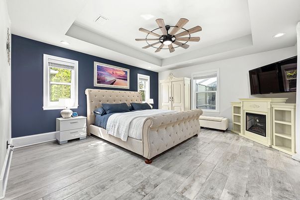 Bedroom, Fireplace, Interior, Recessed Lighting, Wood Texture Flooring