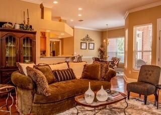 Chandelier, Dining room, Interior, Living room, Pendant Lights, Recessed Lighting, Wood Texture Flooring
