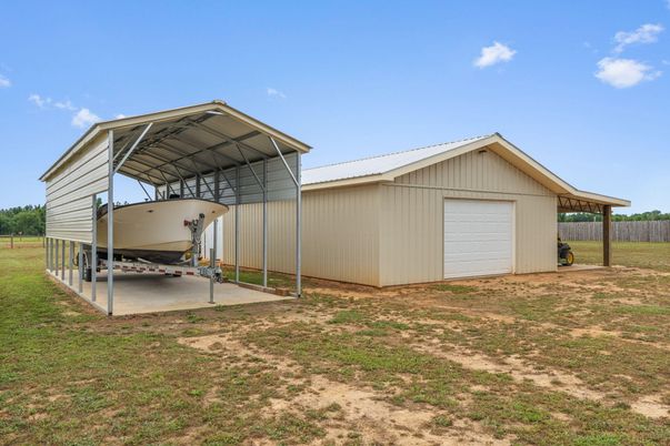 Backyard, Detached Garage, Exterior