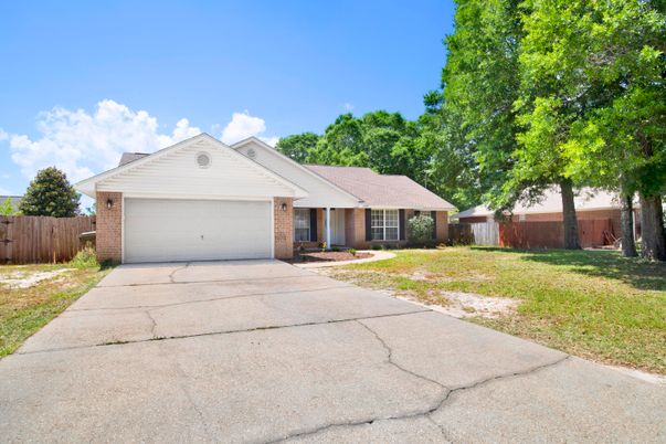 Attached, Exterior, Facade, Brick Facade, Ranch