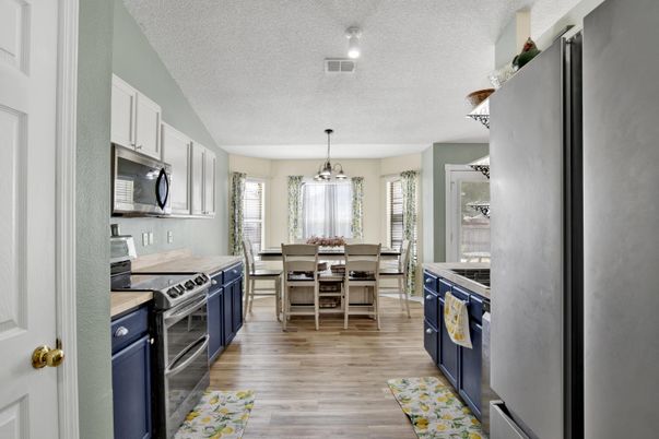 Dining room, Interior, Kitchen, Pendant Lights, Wood Texture Flooring