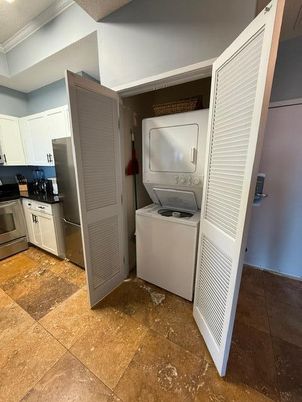 Interior, Utility Closets, Washer