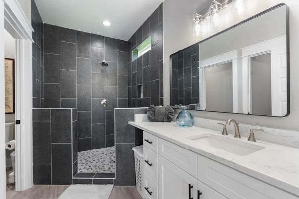 Bathroom, Dual Sink Vanities, Interior, Recessed Lighting