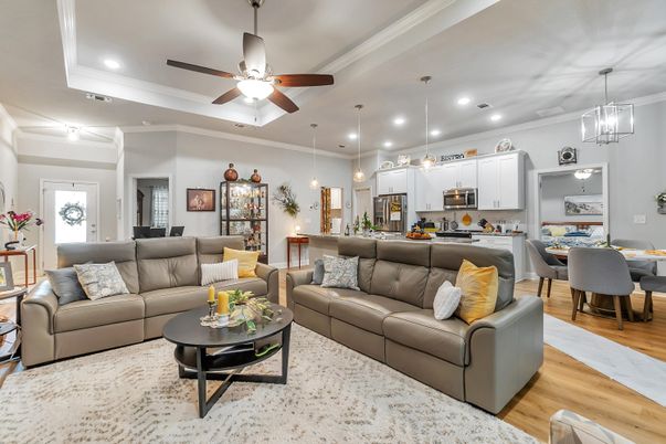 Dining room, Interior, Kitchen, Living room, Pendant Lights, Recessed Lighting, Stainless Steel Appliances, Wood Texture Flooring