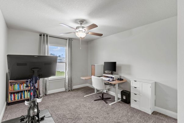 Home Office, Interior