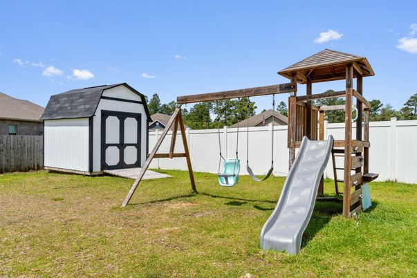 Backyard, Exterior, Playground