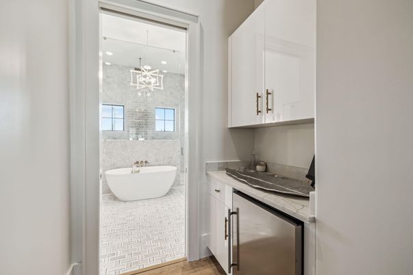 Bathroom, Interior, Kitchen, Pendant Lights, Wood Texture Flooring