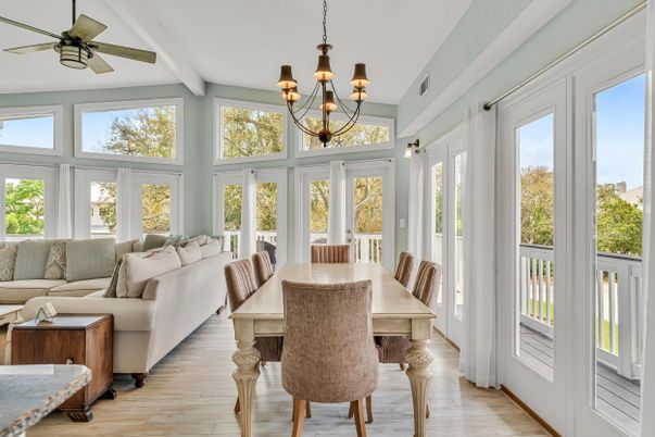 Chandelier, Dining room, Interior, Living room, Wood Texture Flooring