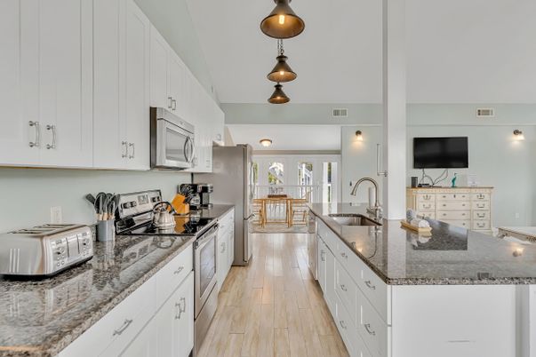 Dining room, Interior, Kitchen, Pendant Lights, Wood Texture Flooring
