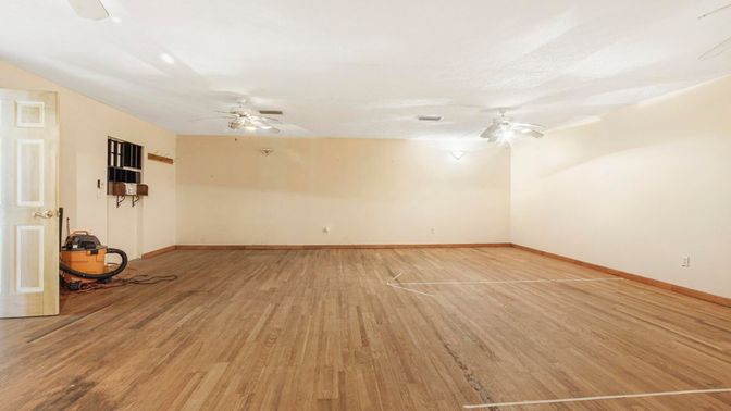 Empty room, Interior, Wood Texture Flooring
