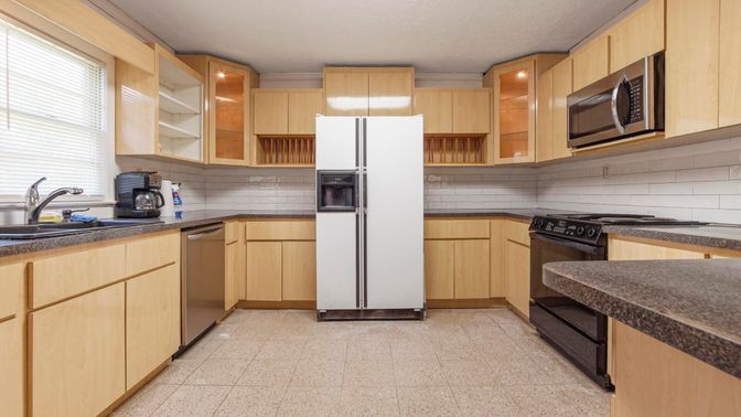 Interior, Kitchen, Stainless Steel Appliances