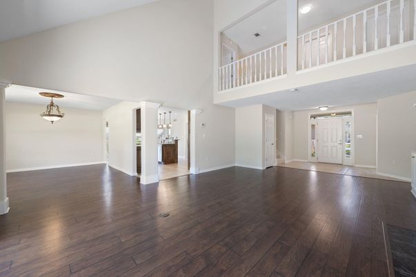 Interior, Pendant Lights, Recessed Lighting, Wood Texture Flooring