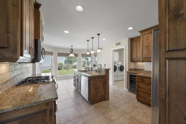 Interior, Kitchen, Pendant Lights, Recessed Lighting, Washer