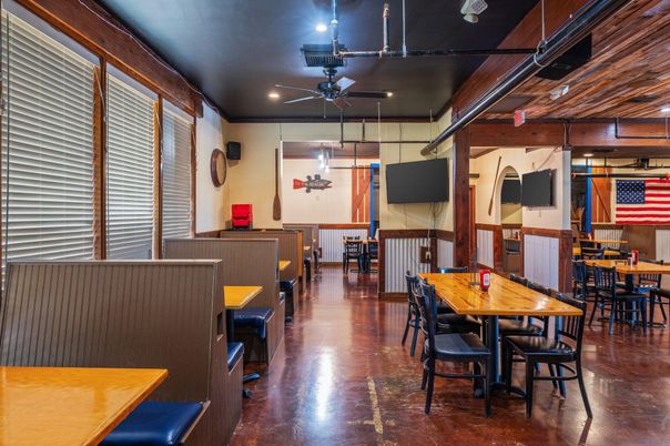 Dining room, Interior, Recessed Lighting