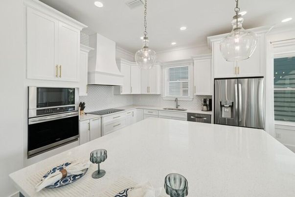 Interior, Kitchen, Pendant Lights, Recessed Lighting, Stainless Steel Appliances