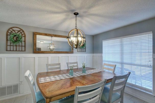 Dining room, Interior, Pendant Lights