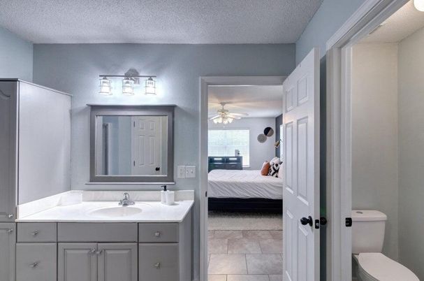 Bathroom, Bedroom, Interior