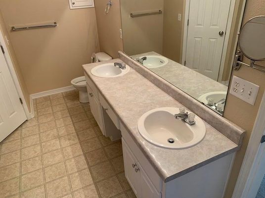 Bathroom, Dual Sink Vanities, Interior