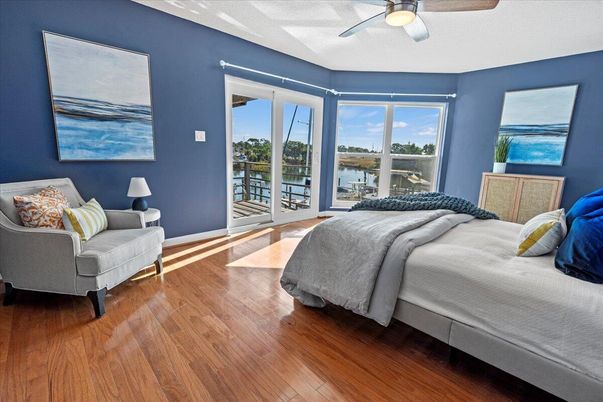 Bedroom, Interior, Water, Wood Texture Flooring