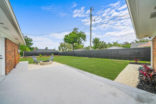 Backyard, Exterior