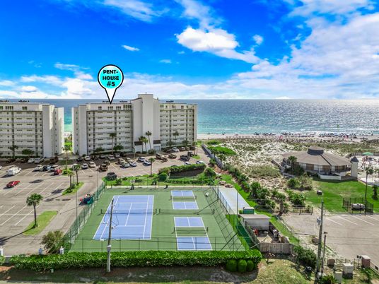 Exterior, Tennis Courts, Water