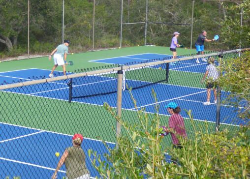 Exterior, Tennis Courts