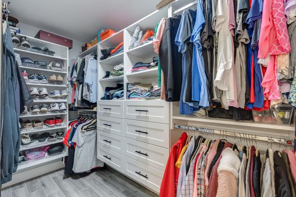Interior, Walk-in Closets, Wood Texture Flooring