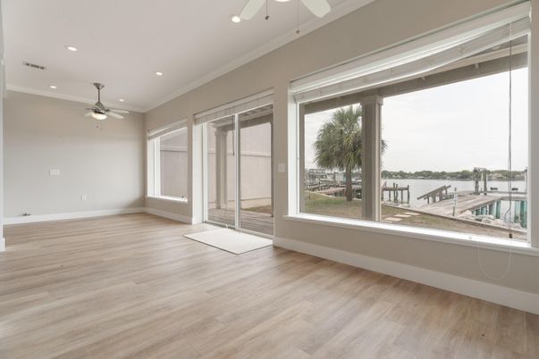 Empty room, Interior, Recessed Lighting, Water, Wood Texture Flooring