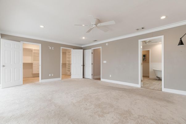 Bathroom, Empty room, Interior, Recessed Lighting