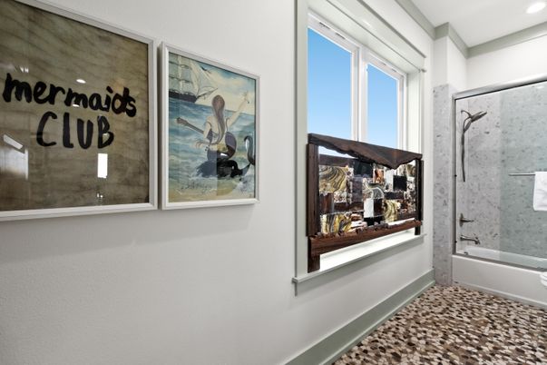 Bathroom, Interior, Recessed Lighting