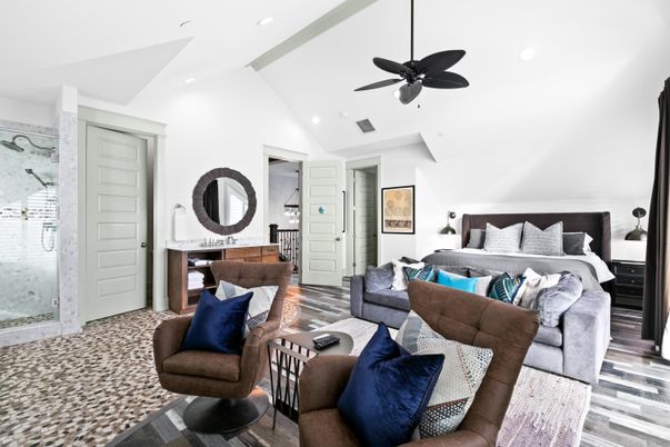Bedroom, Interior, Living room, Recessed Lighting, Wood Texture Flooring