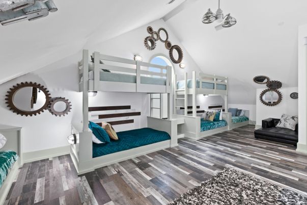 Interior, Pendant Lights, Wood Texture Flooring