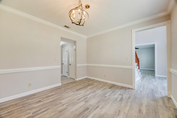 Chandelier, Empty room, Interior, Wood Texture Flooring