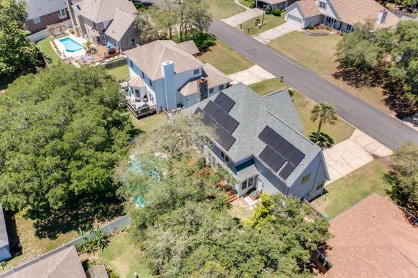 Exterior, Drone