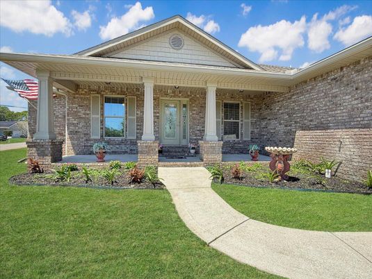 Exterior, Facade, Brick Facade, Ranch
