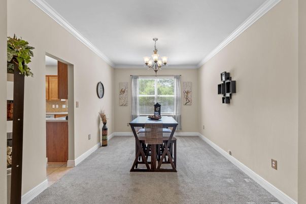 Chandelier, Dining room, Interior