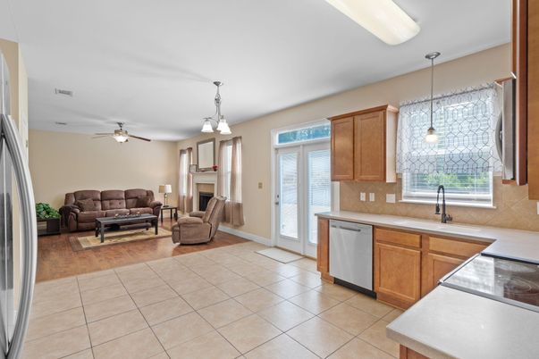Fireplace, Interior, Kitchen, Living room, Pendant Lights