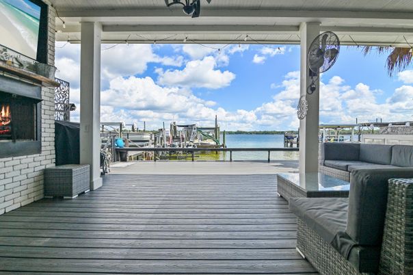 Exterior, Fireplace, Lake, Water
