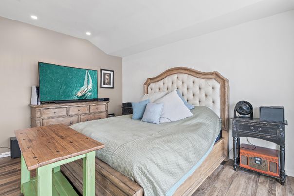 Bedroom, Interior, Recessed Lighting, Wood Texture Flooring