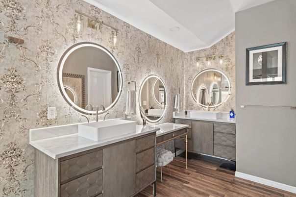 Bathroom, Dual Sink Vanities, Interior, Wood Texture Flooring