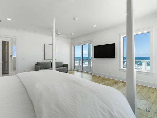 Bedroom, Interior, Recessed Lighting, Water, Wood Texture Flooring