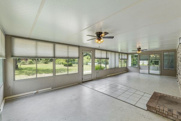 Empty room, Interior, Sun Room