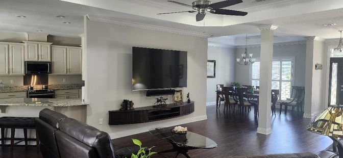 Chandelier, Dining room, Interior, Kitchen, Recessed Lighting, Wood Texture Flooring