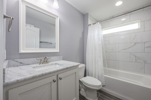 Bathroom, Interior, Marble Walls, Recessed Lighting