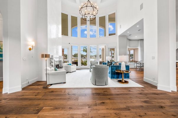 Chandelier, Interior, Living room, Recessed Lighting, Wood Texture Flooring