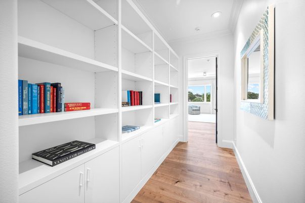Interior, Recessed Lighting, Walk-in Closets, Wood Texture Flooring