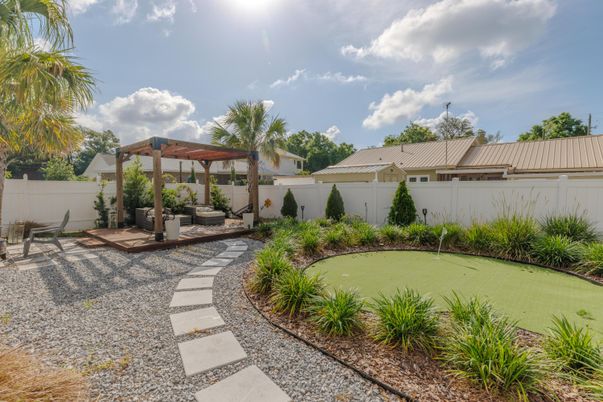 Backyard, Exterior