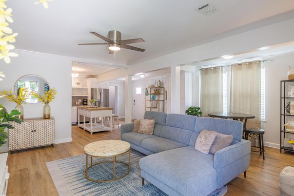 Dining room, Interior, Kitchen, Living room, Stainless Steel Appliances, Wood Texture Flooring